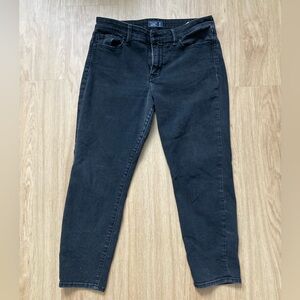 Abercrombie black Harper ankle jeans 28/6 short